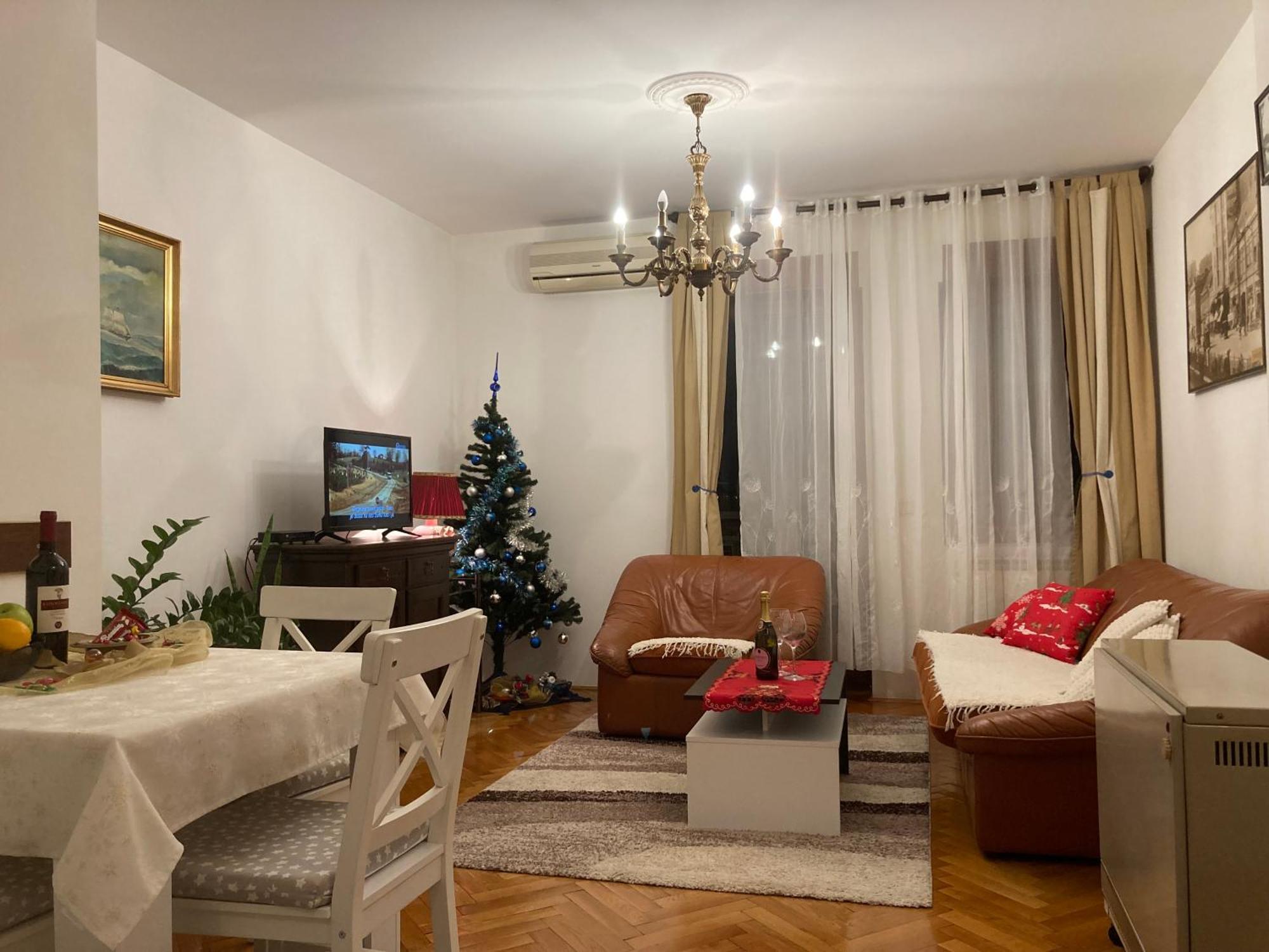 Rajana , - Hram Svetog Save Apartment Belgrade